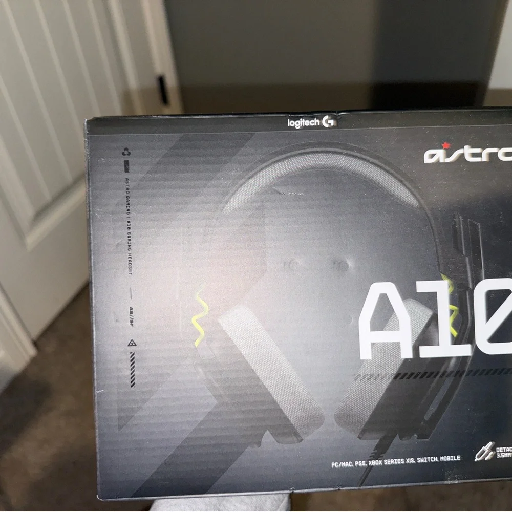 Logitech A10 Headset - Black and Gray